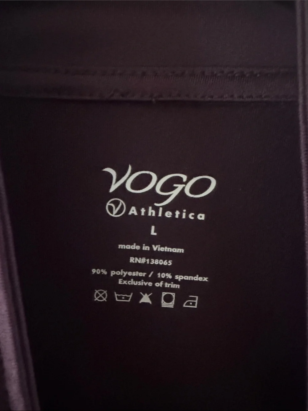 VOGO Athletica Performance Jacket in Deep Plum - Picture 2 of 2